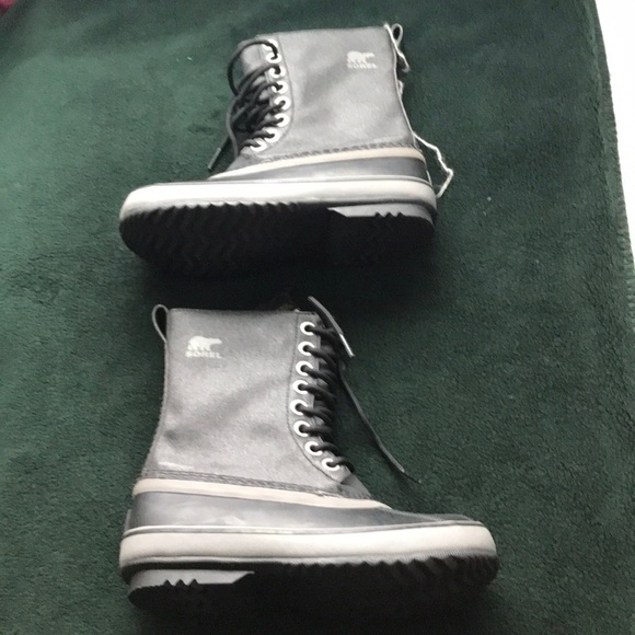 NWT Sorel 1964 CVS boot black size 6 or 8 Warm - Picture 13 of 16